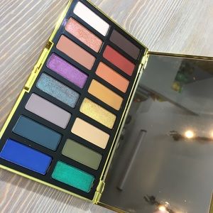 Kat Von D 10th Anniversary Palette